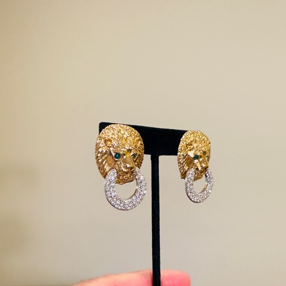 NWOT Authentic Vintage Retro Luxury Kenneth Jay Lane Lion Door Knocker Earrings - Picture 9 of 15